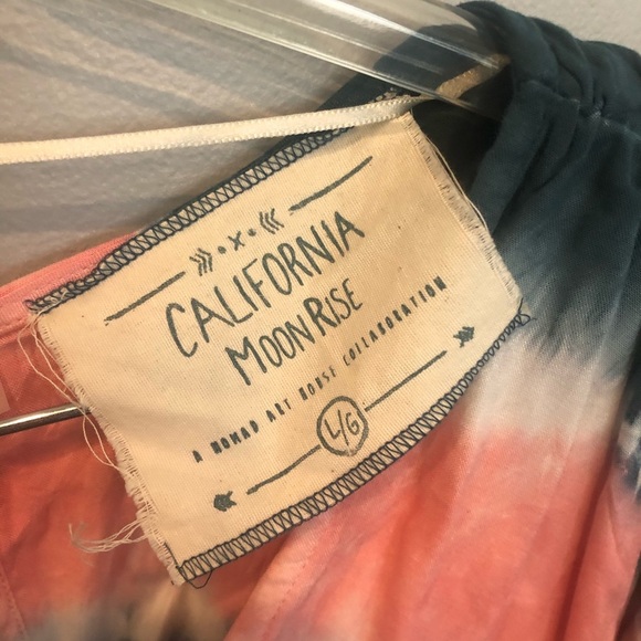 California Hi Low Tie Dye Dress NWOT - Picture 3 of 5